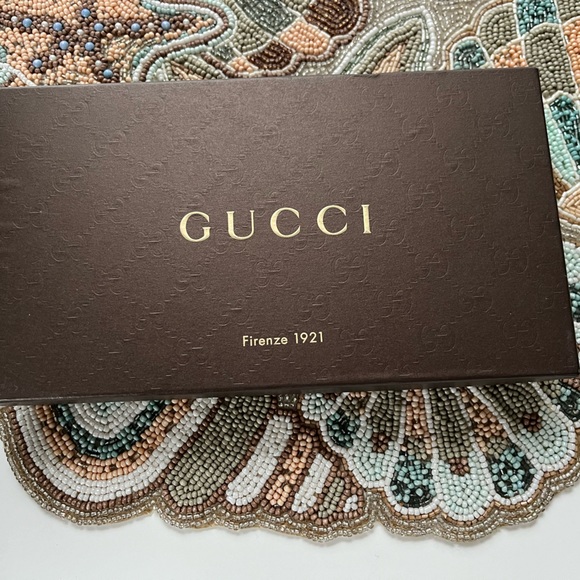 Gucci vintage combo. Crossbody canvas bag and vintage 1973 travel wallet. - Picture 3 of 14